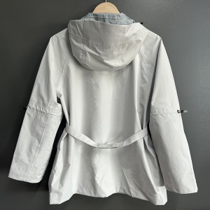 WOMEN’S LIGHTWEIGHT OUTDOOR WATERPROOF AND BREATHABLE HEAT SEALED SPORTS AND CASUAL JACKET