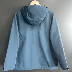 MEN’S LIGHTWEIGHT OUTDOOR WATERPROOF AND BREATHABLE HEAT SEALED SPORTS AND CASUAL JACKET