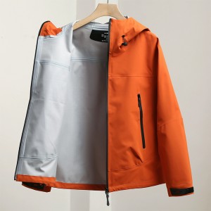 MEN’S LIGHTWEIGHT OUTDOOR  WATERPROOF AND BREATHABLE HEAT SEALED SPORTS AND CASUAL JACKET