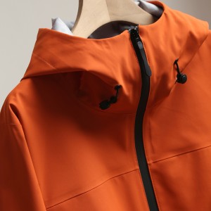 MEN’S LIGHTWEIGHT OUTDOOR  WATERPROOF AND BREATHABLE HEAT SEALED SPORTS AND CASUAL JACKET