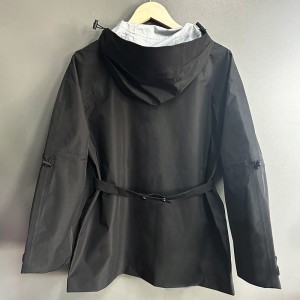 WOMEN’S LIGHTWEIGHT OUTDOOR WATERPROOF AND BREATHABLE HEAT SEALED SPORTS AND CASUAL JACKET