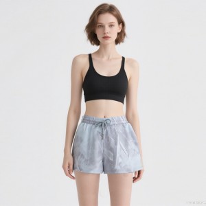 WOMEN’S WOVEN SPORTS SHORTS