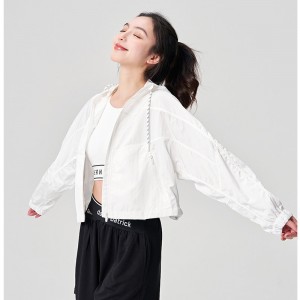 WOMEN’S WOVEN ZIP-UP HOODED SUN PROTECTION SPORTS JACKET