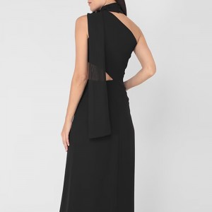 STYLISH FLOOR-LENGTH PARTY DRESS WITH NECK WRAP