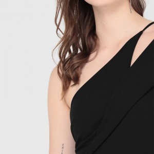 WOMEN’S BLACK ASYMMETRIC LONG SLEEVELESS JUMPSUIT