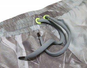 WOMEN’S WOVEN SPORTS SHORTS
