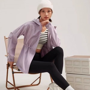 WOMEN’S  HOODED  WARM  SPORTS  ZIPPER  JACKET