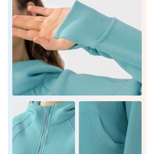 WOMEN’S KNIT HOODED SPORTS ZIPPER JACKET