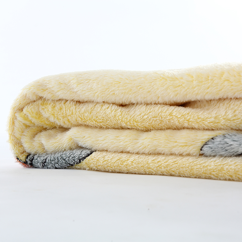 Special Price for Massive Knitted Blanket - Childlike Printed Pattern Recycled Polyester Coral Fleece Blanket – Mentionborn detail pictures