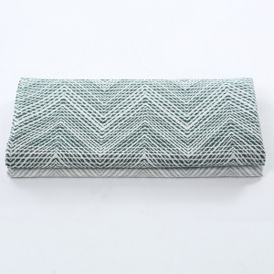 Bamboo Fiber Gradient Jacquard Blanket