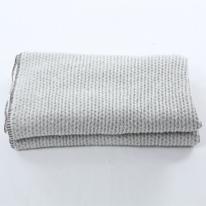 Recycled Acrylic Double-Sided Knitted Blanket